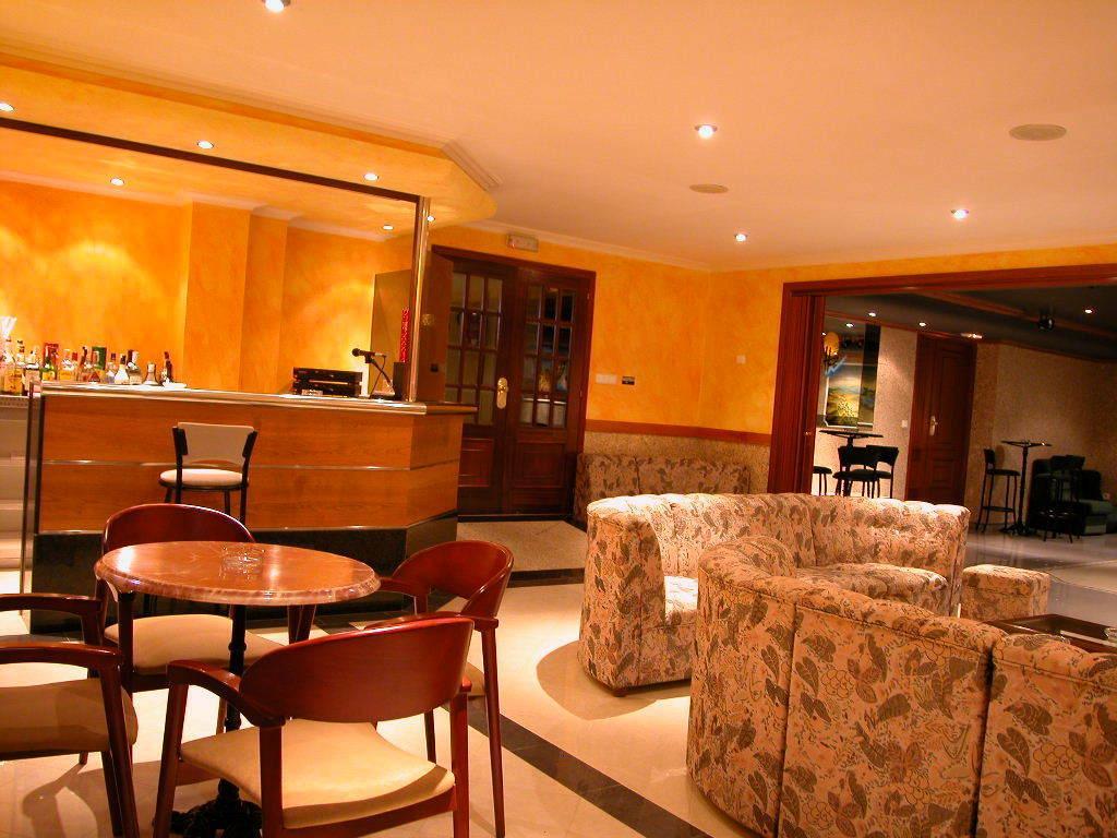 Hotel Pineiro 2 Estrellas Superior Playa de la Lanzada Bagian luar foto