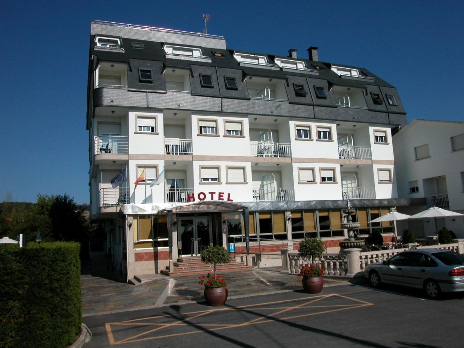 Hotel Pineiro 2 Estrellas Superior Playa de la Lanzada Bagian luar foto