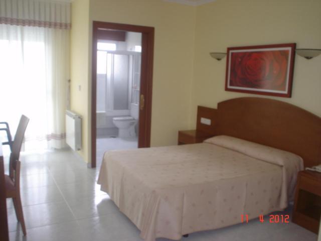 Hotel Pineiro 2 Estrellas Superior Playa de la Lanzada Bagian luar foto